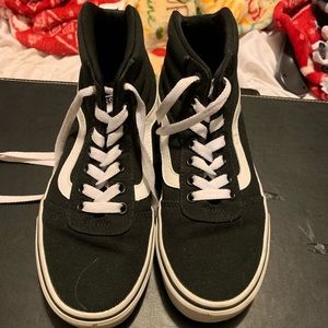 Vans Ward Hi Women’s shoes